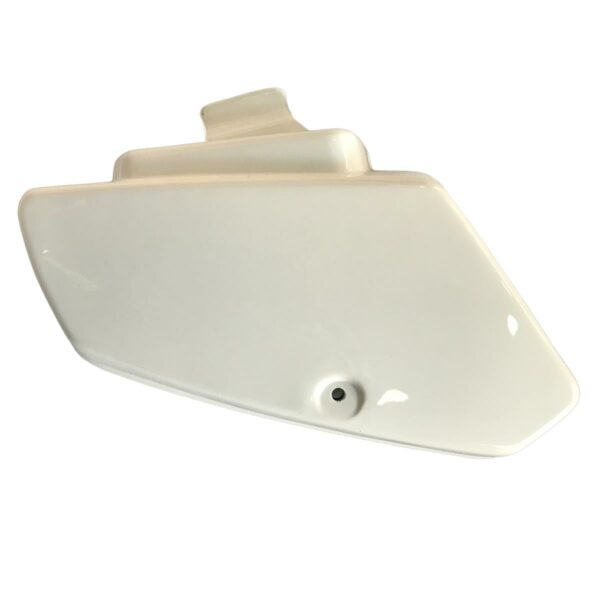 ΚΑΠΑΚΙ ΠΛΑΙΝΟ ΜΠΑΤΑΡΙΑΣ ΔΕΞΙ HONDA GLX 50 OOH ΛΕΥΚΟ