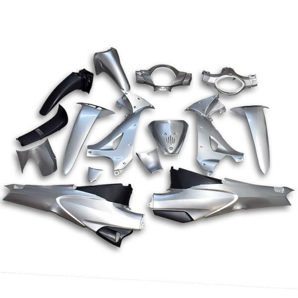 Κουστούμι σετ πλαστικά HONDA INNOVA OOH ασημί