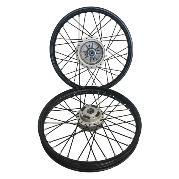 ΤΡΟΧΟΙ ΖΑΝΤΕΣ ΣΕΤ UNION ΜΑΥΡΟ ΣΤΕΦΑΝΙ/ ΑΚΤΙΝΕΣ ΑΣΗΜΙ ΚΕΝΤΡΟ YAMAHA CRYPTON X 135