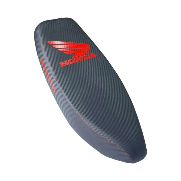 ΣΕΛΑ ΛΕΠΤΗ CARBON ΜΕ ΚΟΚΚΙΝΟ ΛΟΓΟΤΥΠΟ ΣΤΑΜΠΑ HONDA GLX RACING