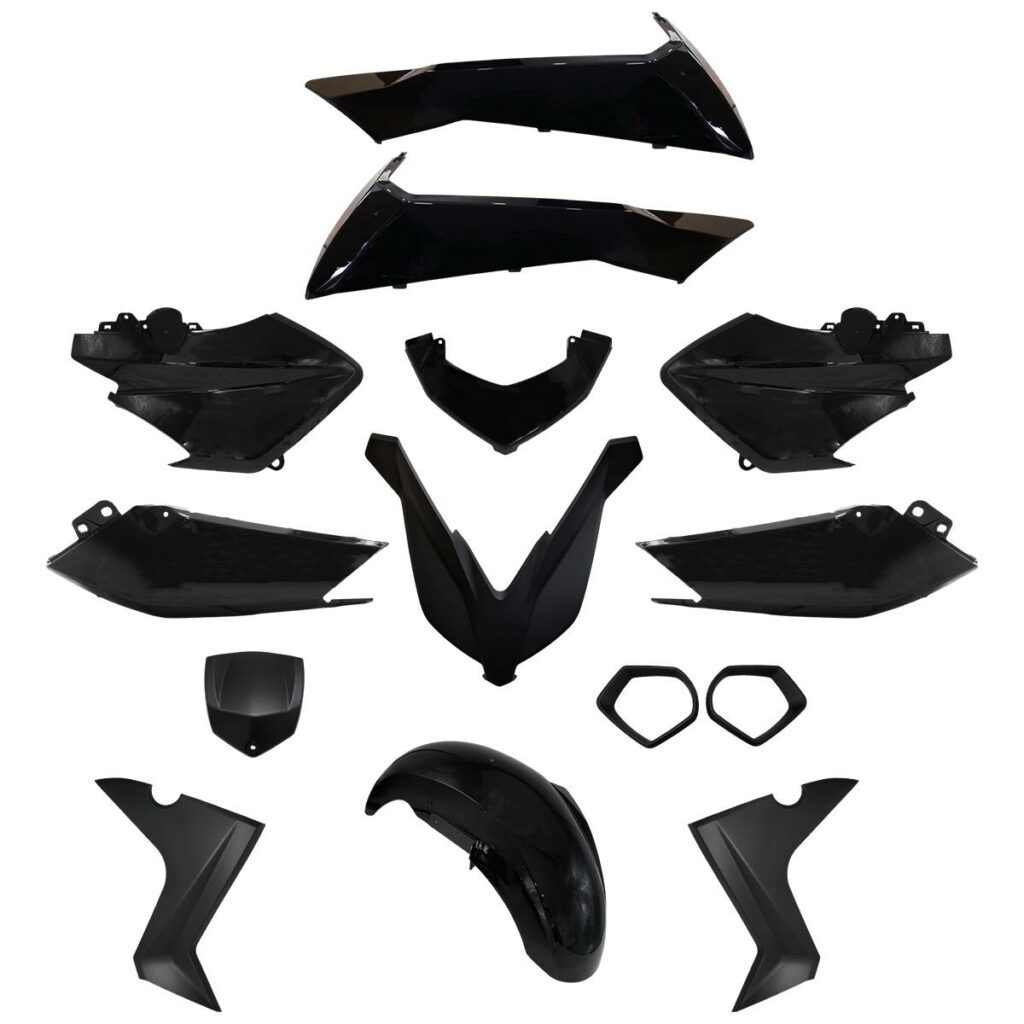 ΚΟΥΣΤΟΥΜΙ ΣΕΤ ΠΛΑΣΤΙΚΩΝ YAMAHA XMAX 250 '14-'17 ΜΑΥΡΟ