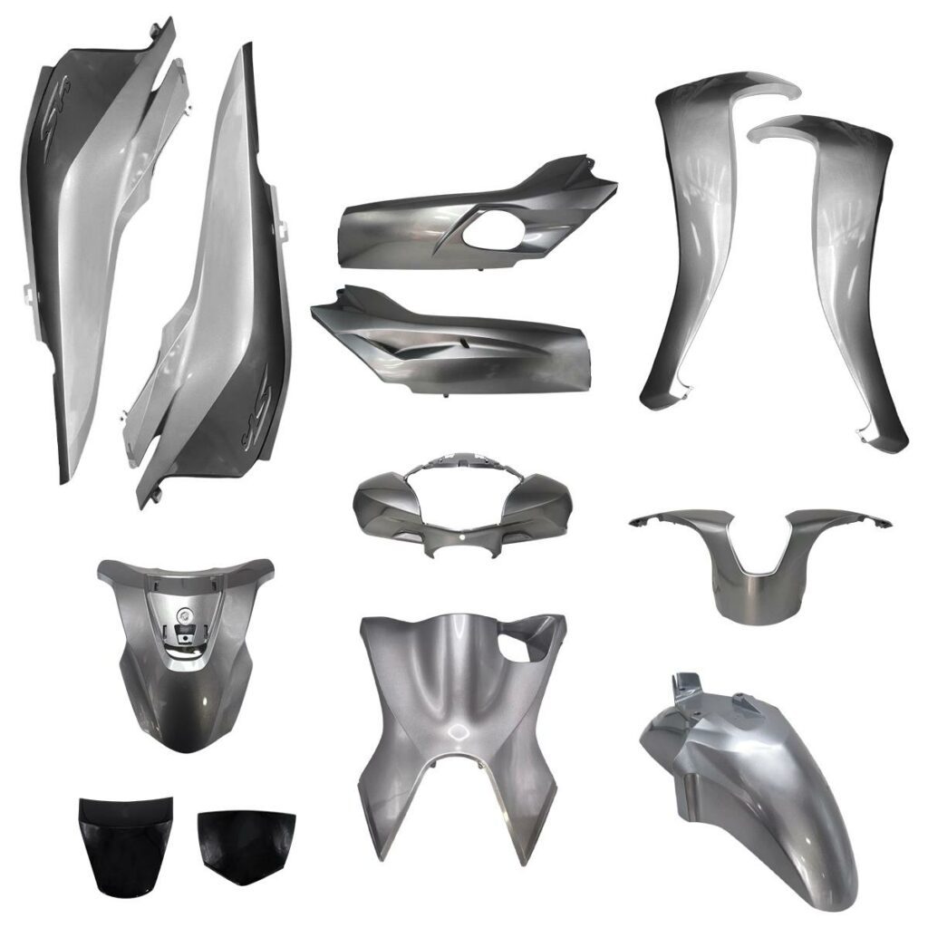 ΚΟΥΣΤΟΥΜΙ ΣΕΤ ΠΛΑΣΤΙΚΩΝ HONDA SH 150 '17-'19 ΑΣΗΜΙ