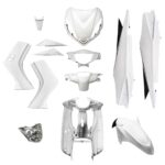 ΚΟΥΣΤΟΥΜΙ ΣΕΤ ΠΛΑΣΤΙΚΩΝ ΚΟΜΠΛΕ ΜΕ ΦΑΝΑΡΙ 12ΤΜΧ YAMAHA CRYPTON X 135 ΛΕΥΚΟ